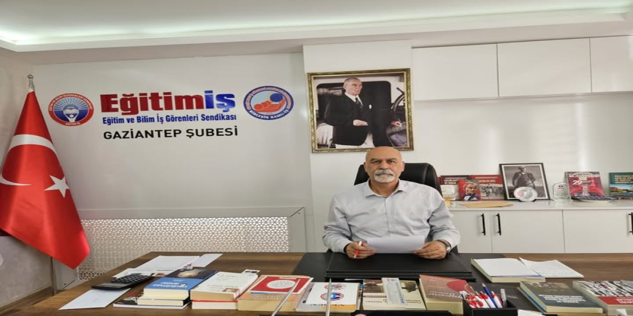 Eğitim İş: “Afişle tek tip dayatmasına hayır”