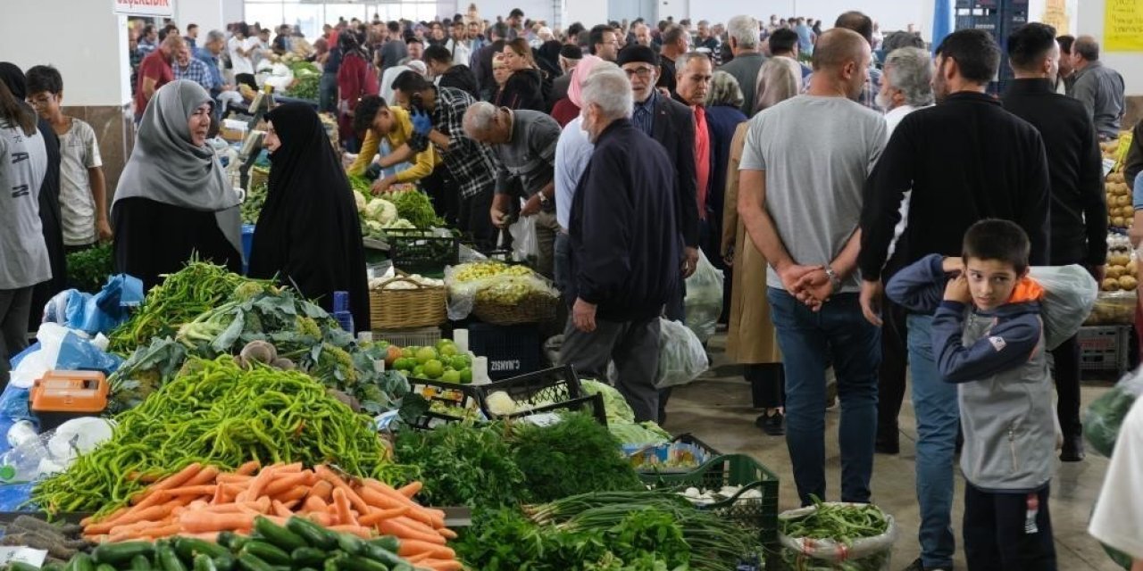 TÜİK Nisan ayı Tüketici güven endeksini açıkladı