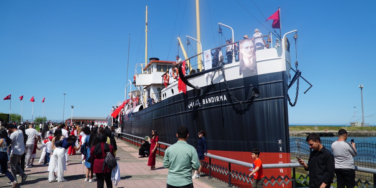 Şehitkamilli gençlerden Samsun çıkarması