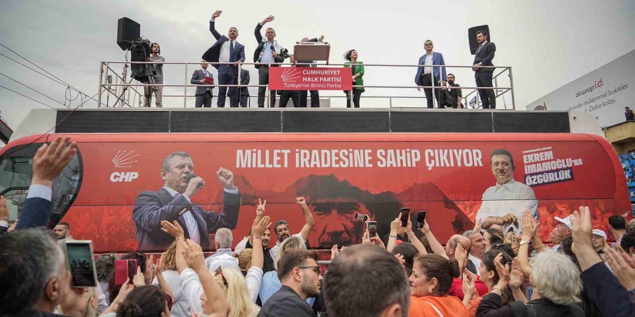 CHP'ye Bursa'da sevgi seli, 47 yıllık hasret sevinci