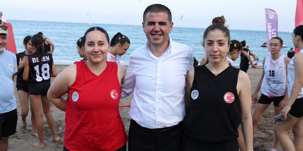 Mezitli Belediyesi, gençlere yönelik projelerle örnek oluyor