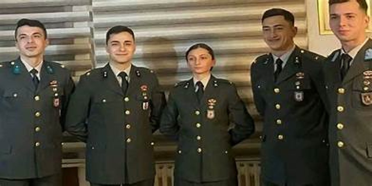 TSK'dan İhraç edilen teğmenler işe başladı