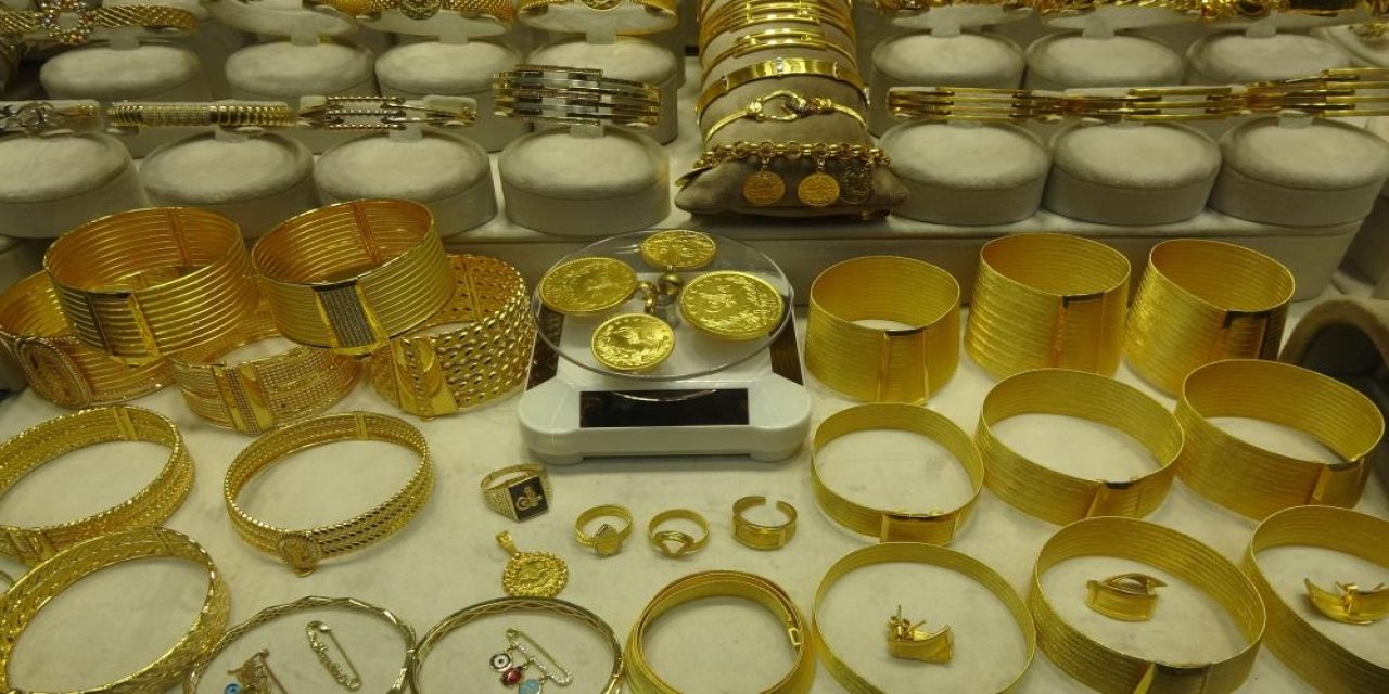Altın rekor seviyelere ulaştı