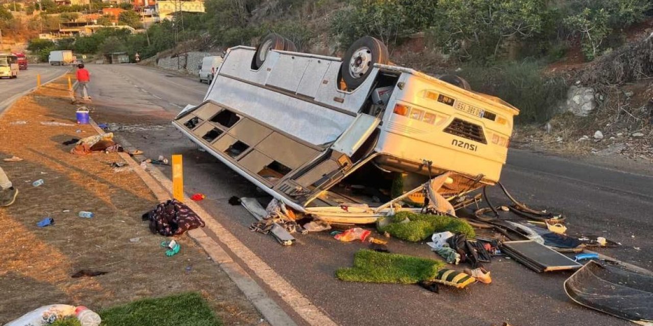 Katliam gibi kaza: 25 yaralı
