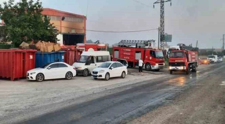 Tekirdağ’da hurda deposunda yangın