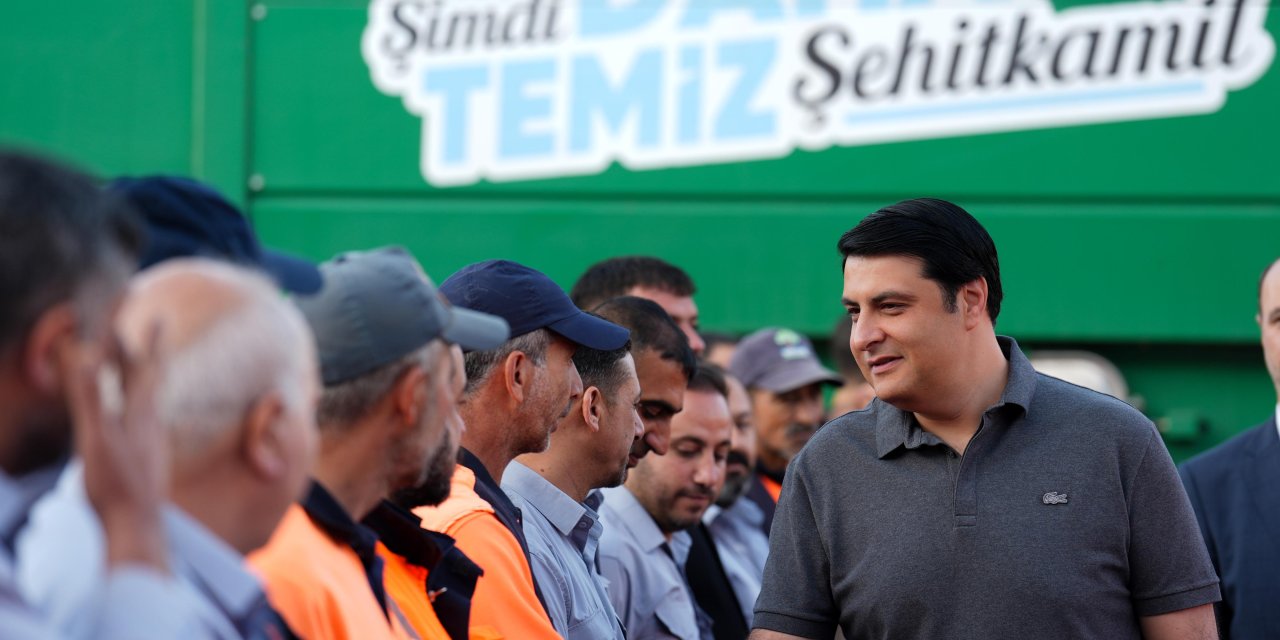 Yılmaz, Bayram geleneğini bu yıl da sürdürdü