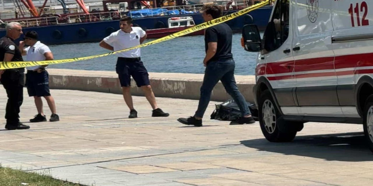 Mersin de denizde cesed bulundu