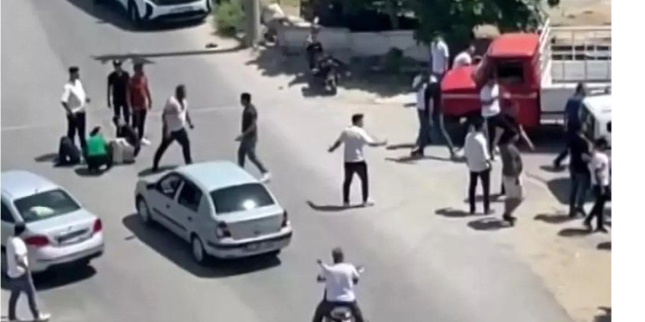 Trafik kazasında kavga çıktı polis havaya ateş etti