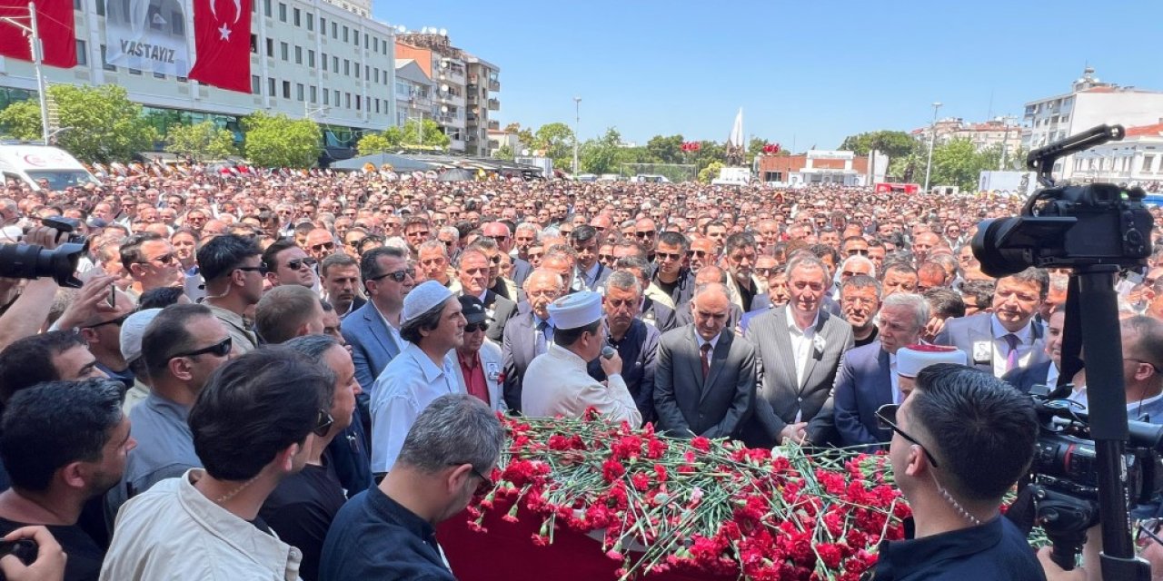 Manisa Ferdi Zeyrek Başkan için ağladı