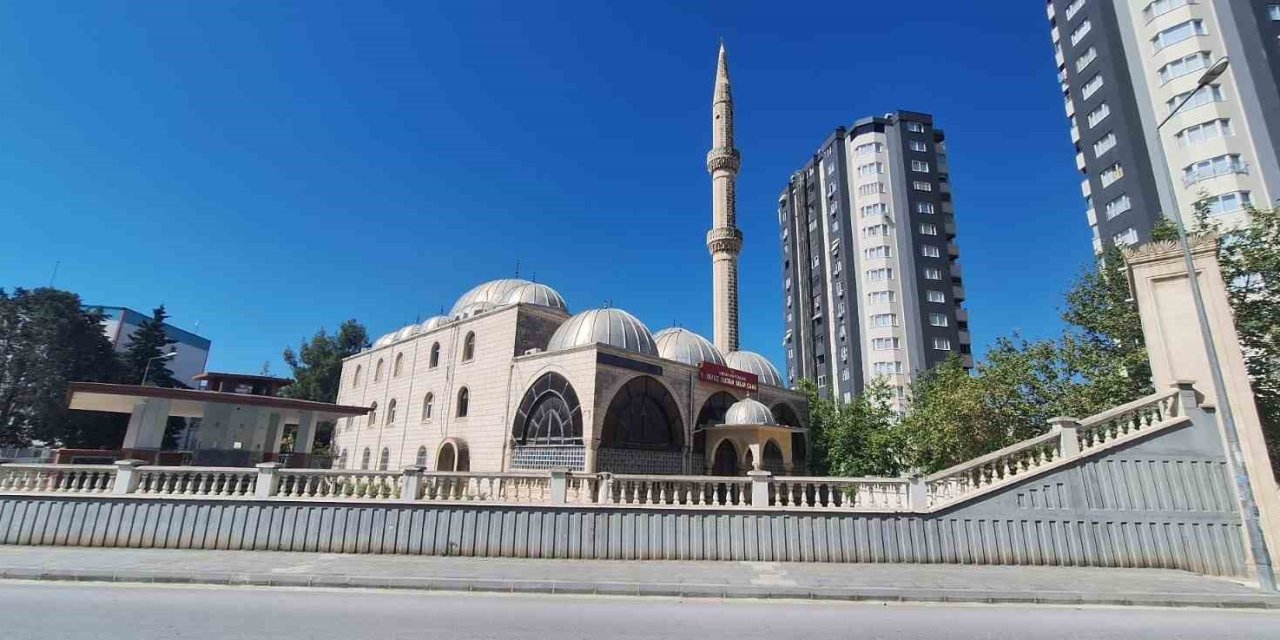 Mersin de caminin ses sistemi ve kablosu çalındı