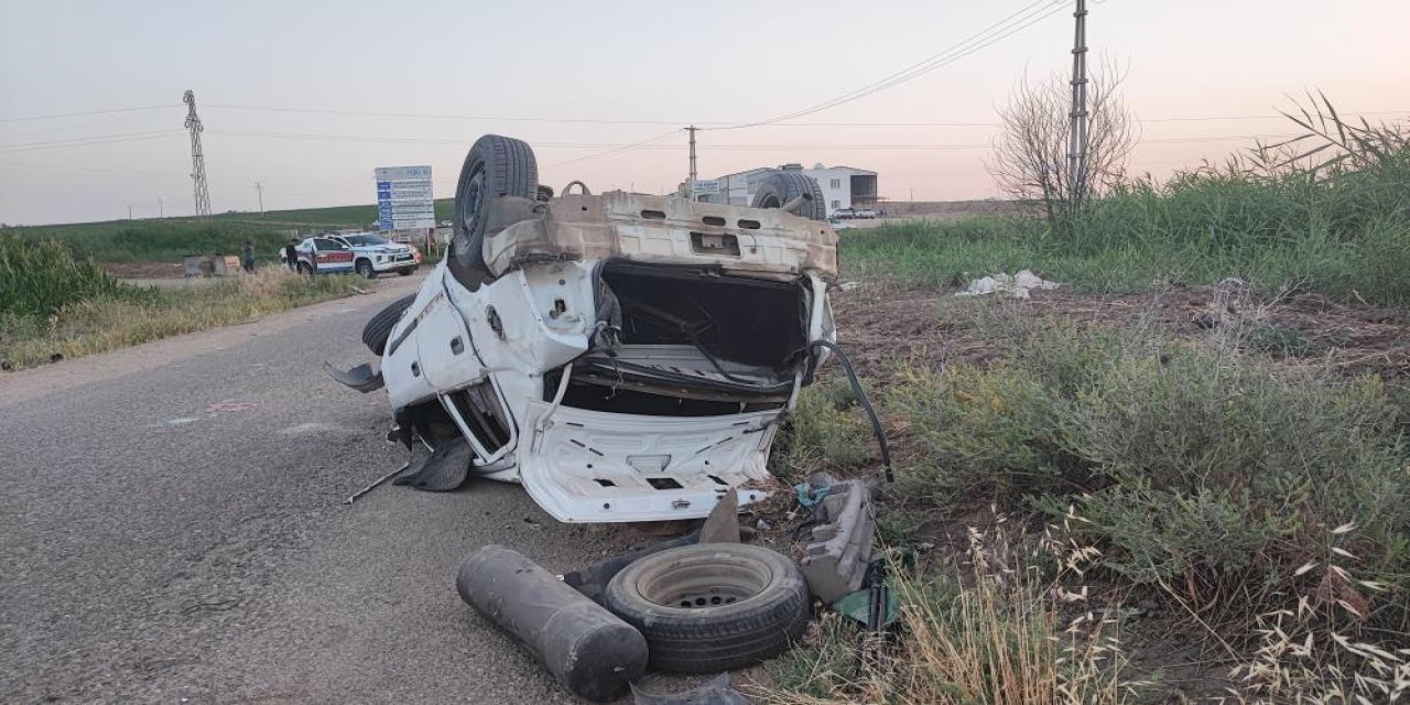 Diyarbakır'da otomobil devrildi: 1 ölü, 4 yaralı