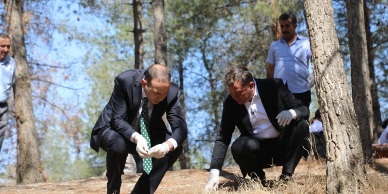 Nizip' de Kaymakam ve Başkandan çevre temizliği