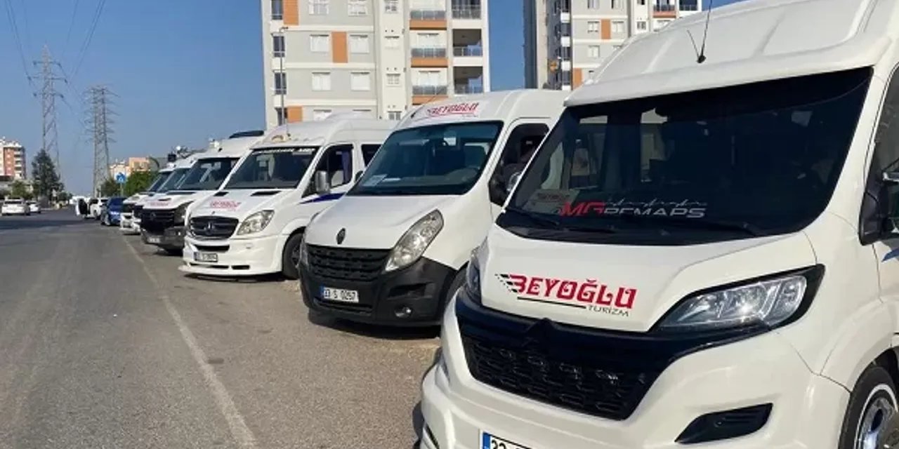 Mersin'de S plakalı servis krizi