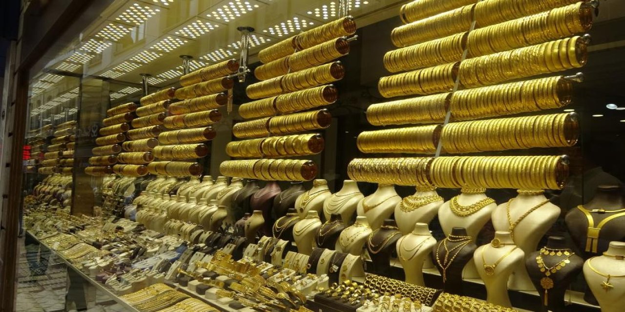 Altından Dolara darbe