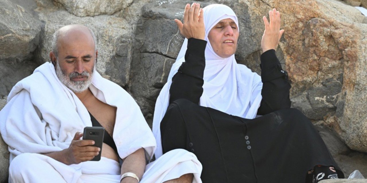 Suudi Arabistan'da 12 bin 500 kadar İranlı hacı mahsur kaldı