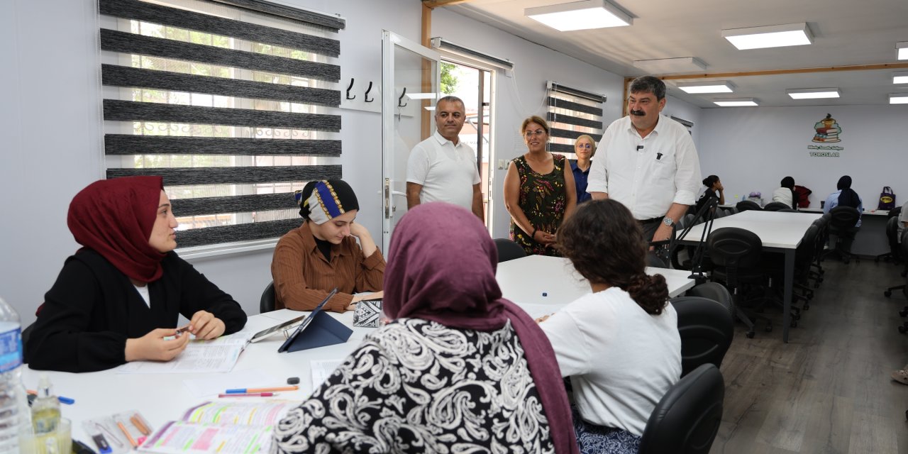 Abdurrahman Yıldız, YKS öncesi öğrencileri yalnız bırakmadı