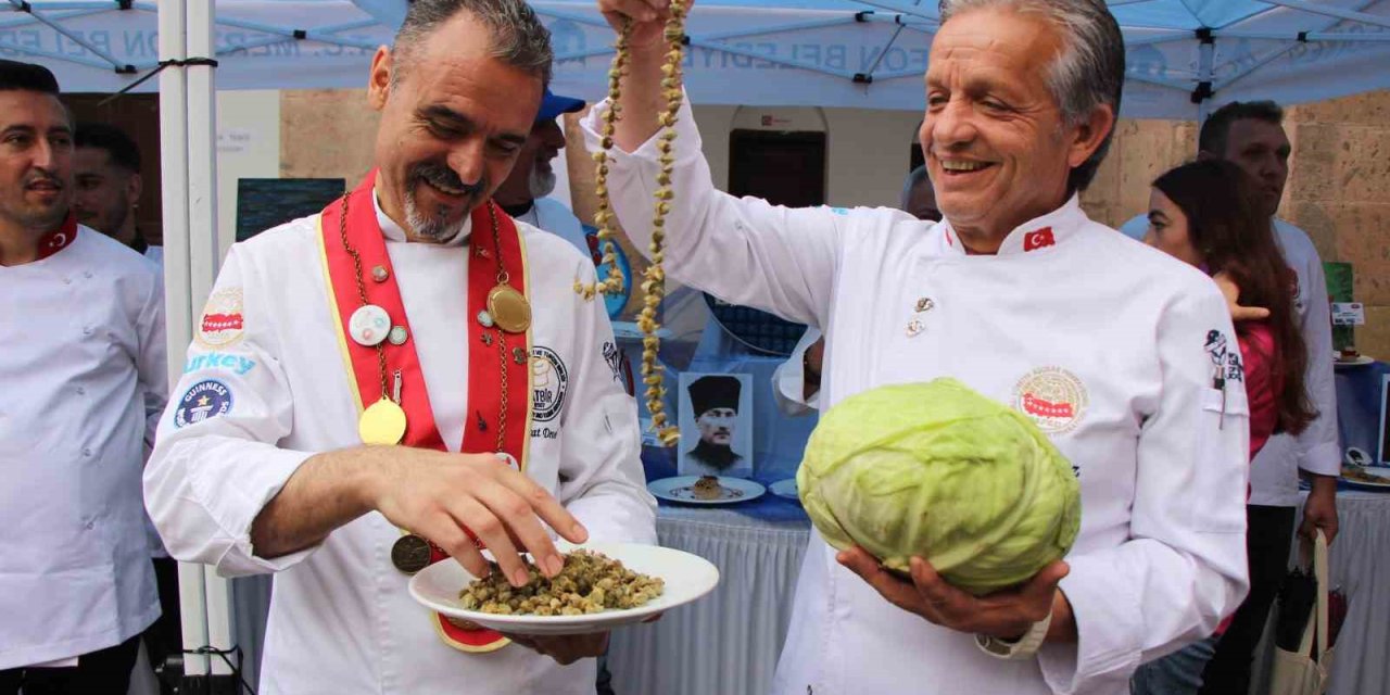 Amasya'daki festivalde ’Lahanacılar’ ve ’Bamyacılar’ yarıştı