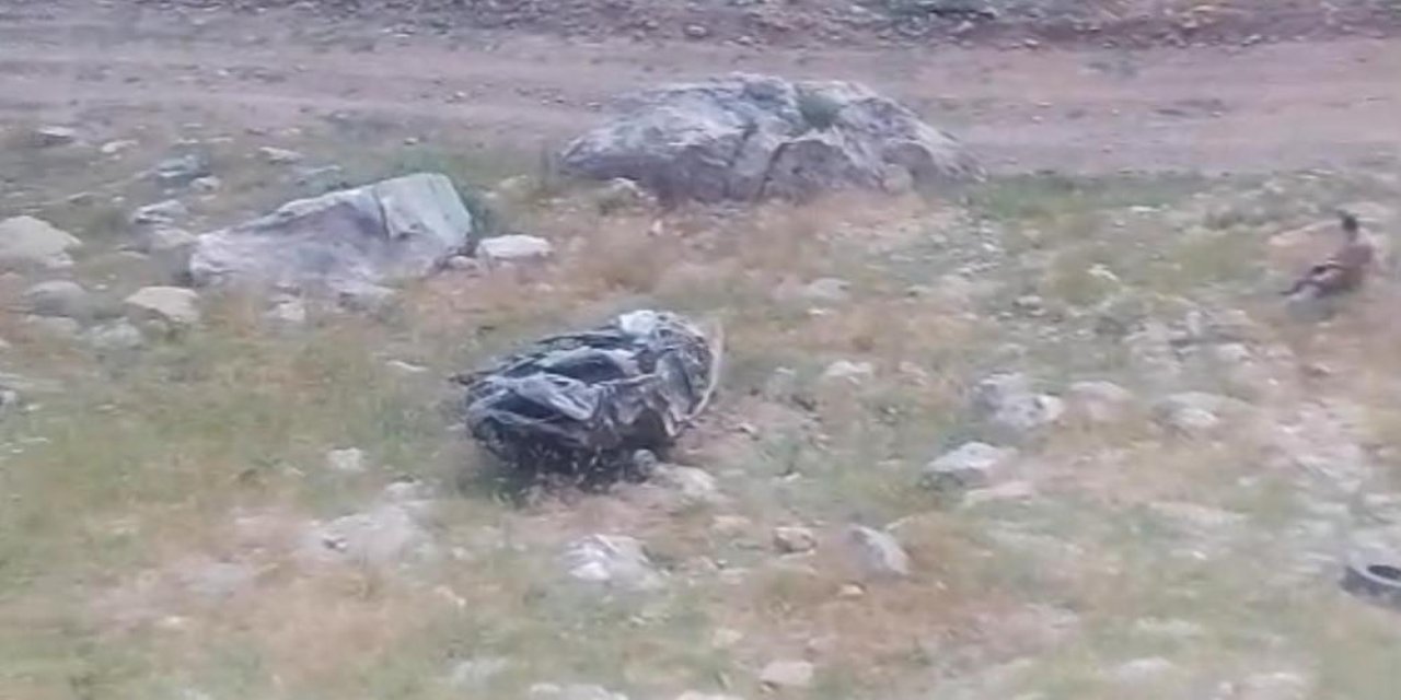 Keşfe çıkan ekibin aracı şarampole uçtu 3 ölü