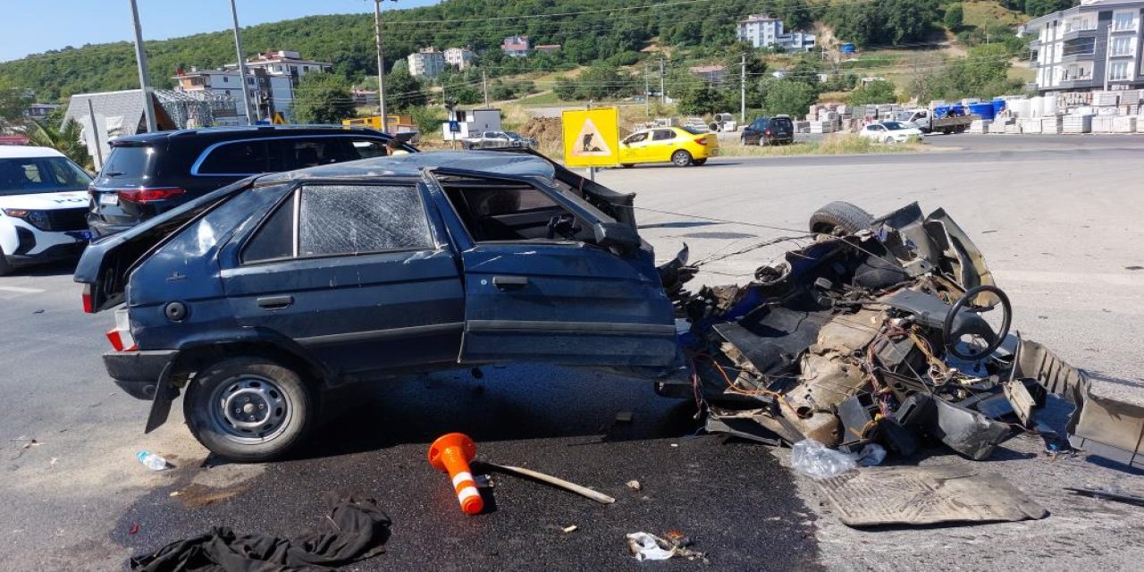 Katliam gibi kaza: 3'ü ağır 4 yaralı