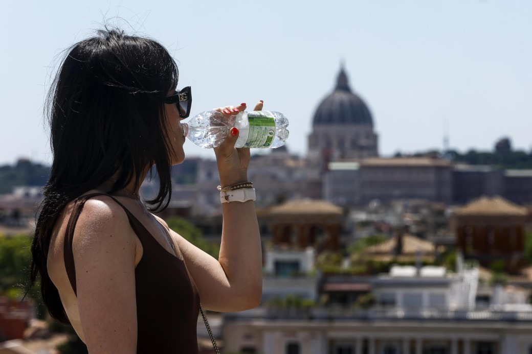 Sıcaklıklar rekor seviyede: Avrupa kavruluyor!