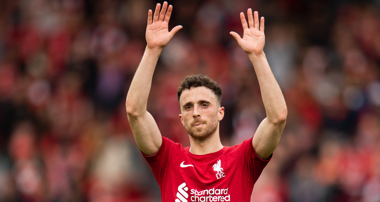 Dünya Şokta ! Liverpool’un futbolcu Diogo Jota, trafik kazasında öldü