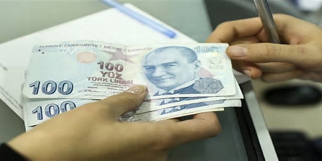 Yaşlı ve engelli aylıkları hesaplara yatırılmaya başlandı