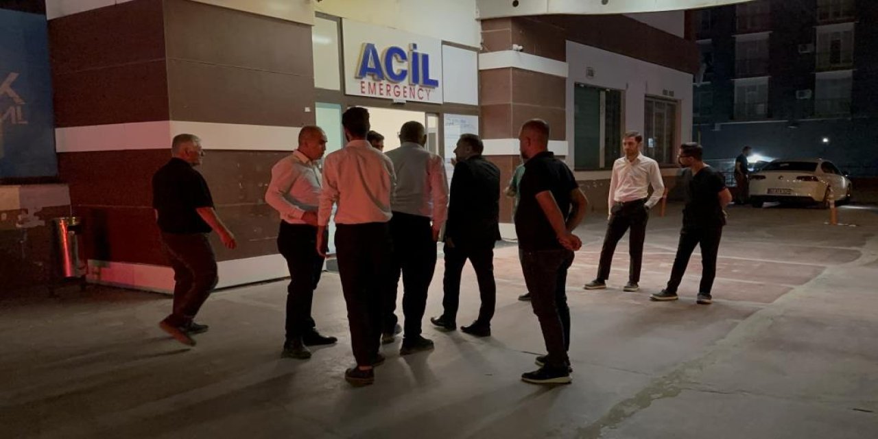 İki grup arasında  çıkan silahlı ve bıçaklı kavgada : 4 kişi yaralandı