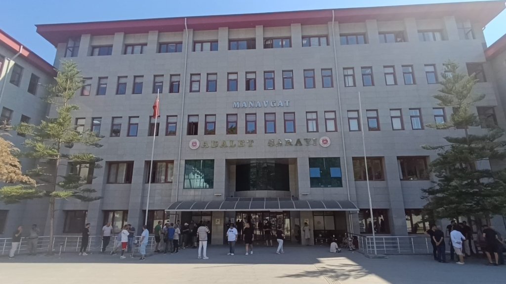 Manavgat Belediyesi’ndeki rüşvet operasyonunda 6 tutuklama