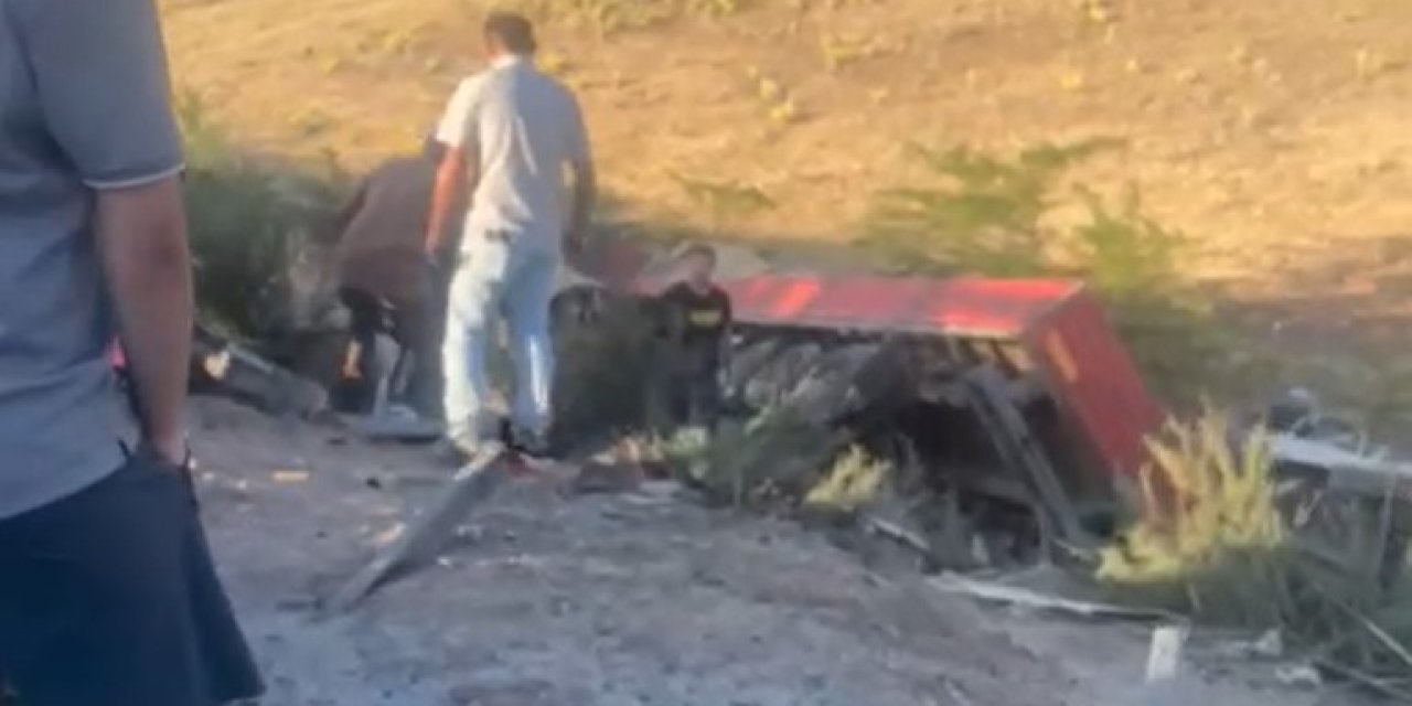 Faciadan dönüldü: zincirleme kazada 16 kişi yaralandı