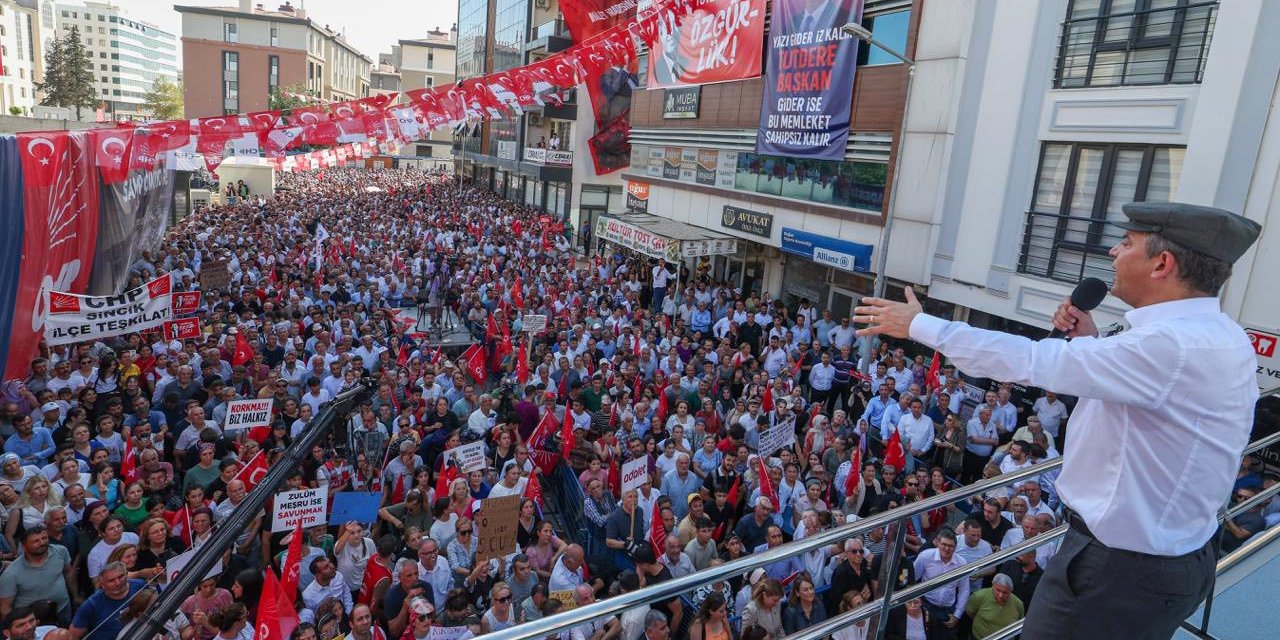 Özgür Özel “Bu millet yedi düvele diz çökmedi”