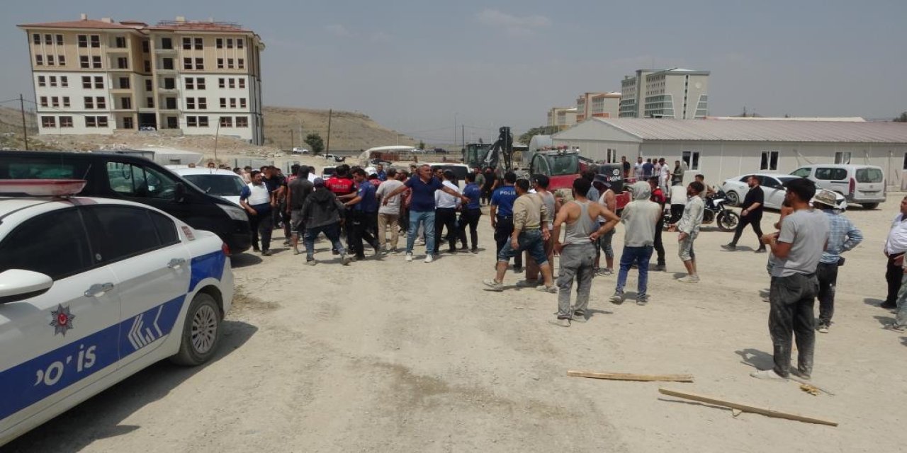 Şantiye savaş alanına döndü, 2'si ağır 7 yaralı
