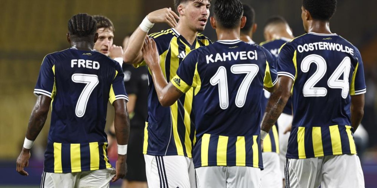 Fenerbahçe, UEFA'ya listesini bildirdi