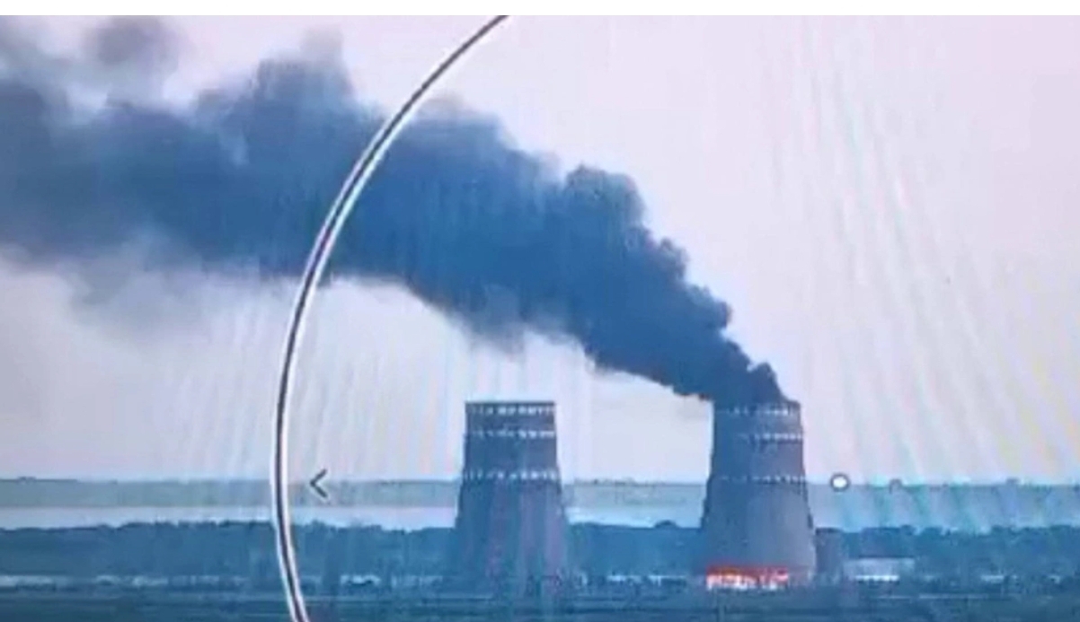 Ukrayna’daki Zaporijya Nükleer Santrali vuruldu
