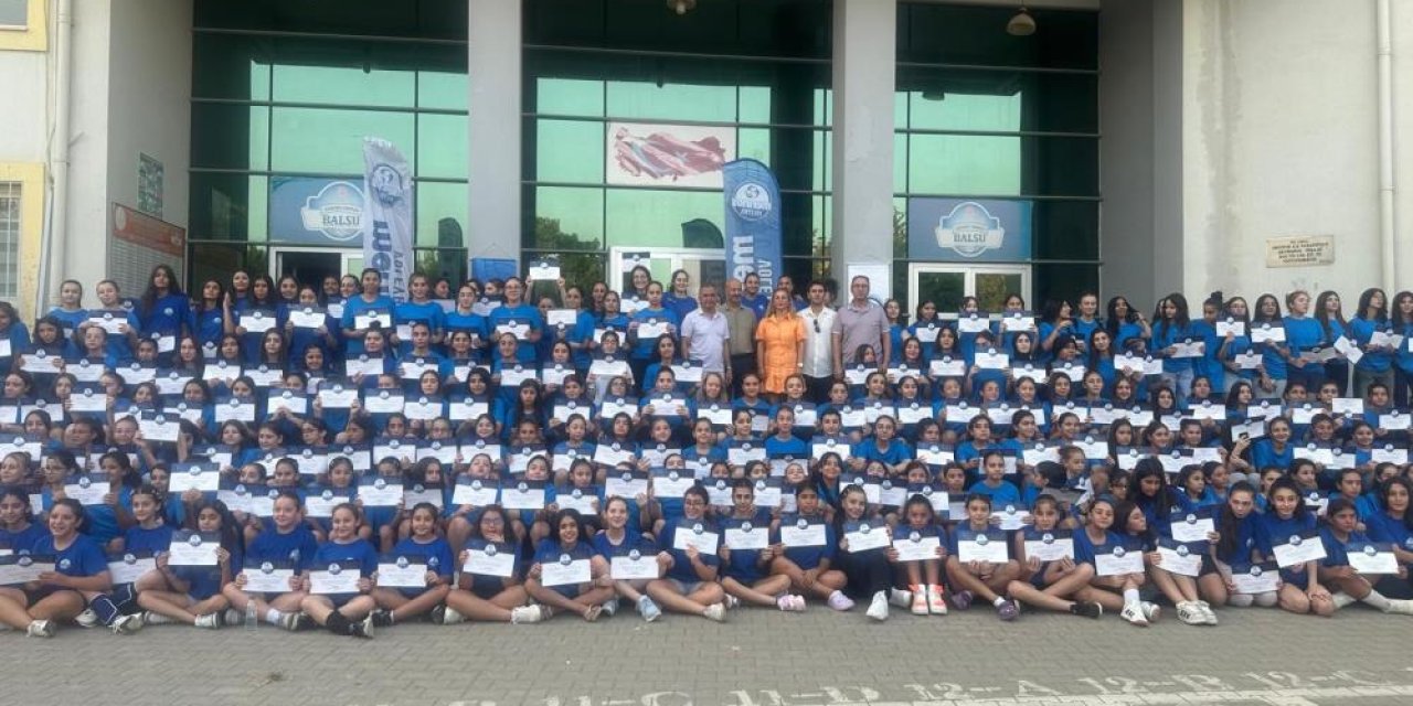 Merinos Voleybol yaz okulu kursları tamamlandı
