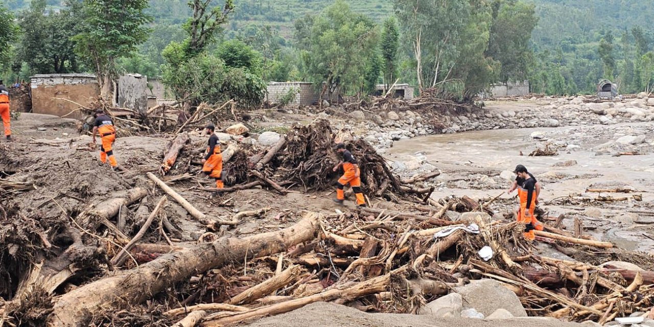 Pakistan’daki muson yağışlarında bilanço ağırlaşıyor: 645 ölü