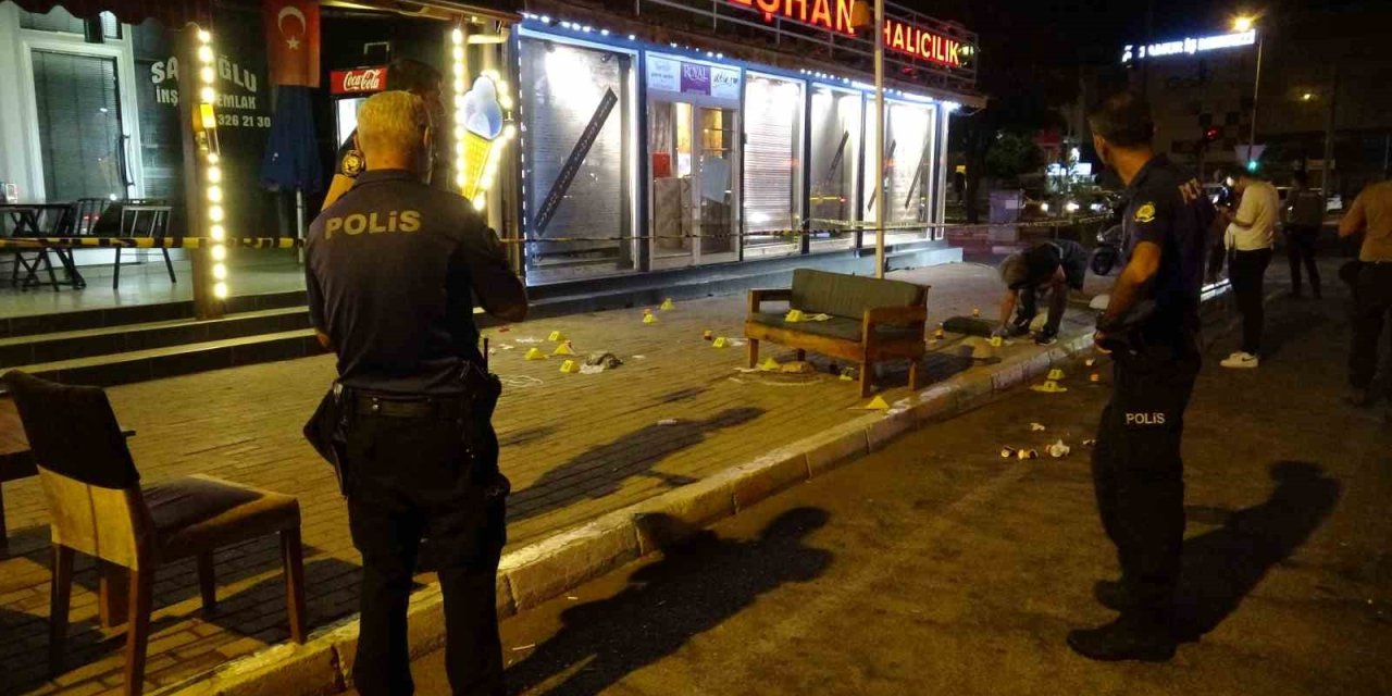 Antalya'da tartışma kavgaya dönüştü: 3 ölü