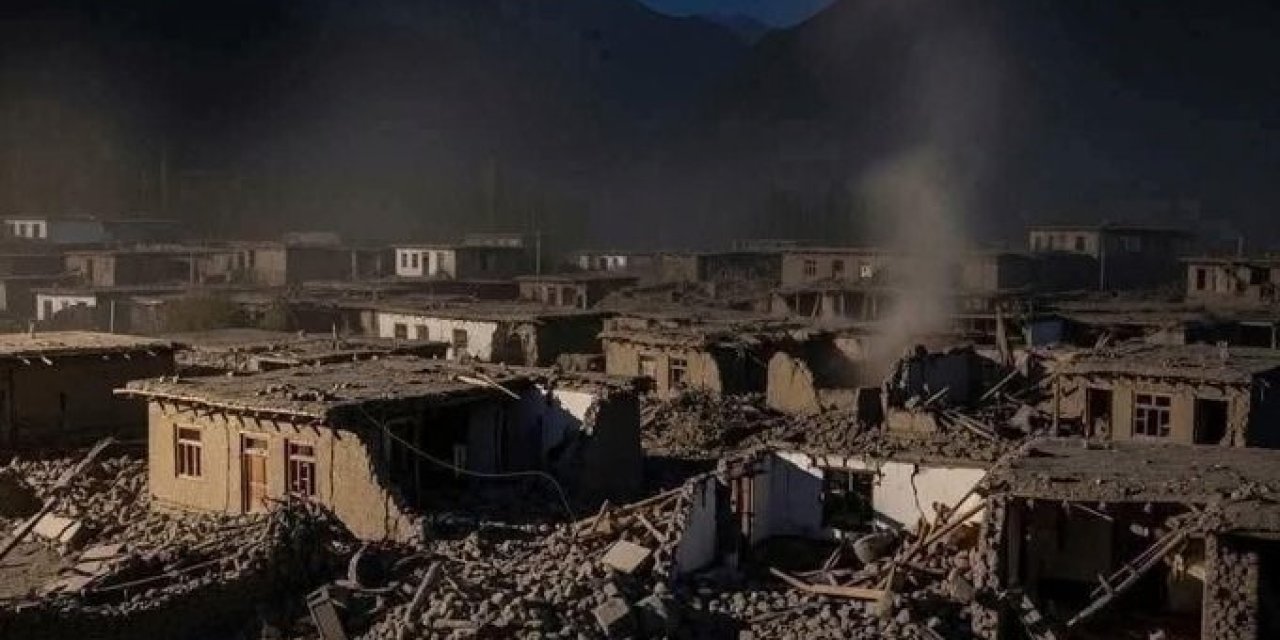 Afganistan’da 6.0 büyüklüğünde deprem: En az 250 ölü, 500 yaralı