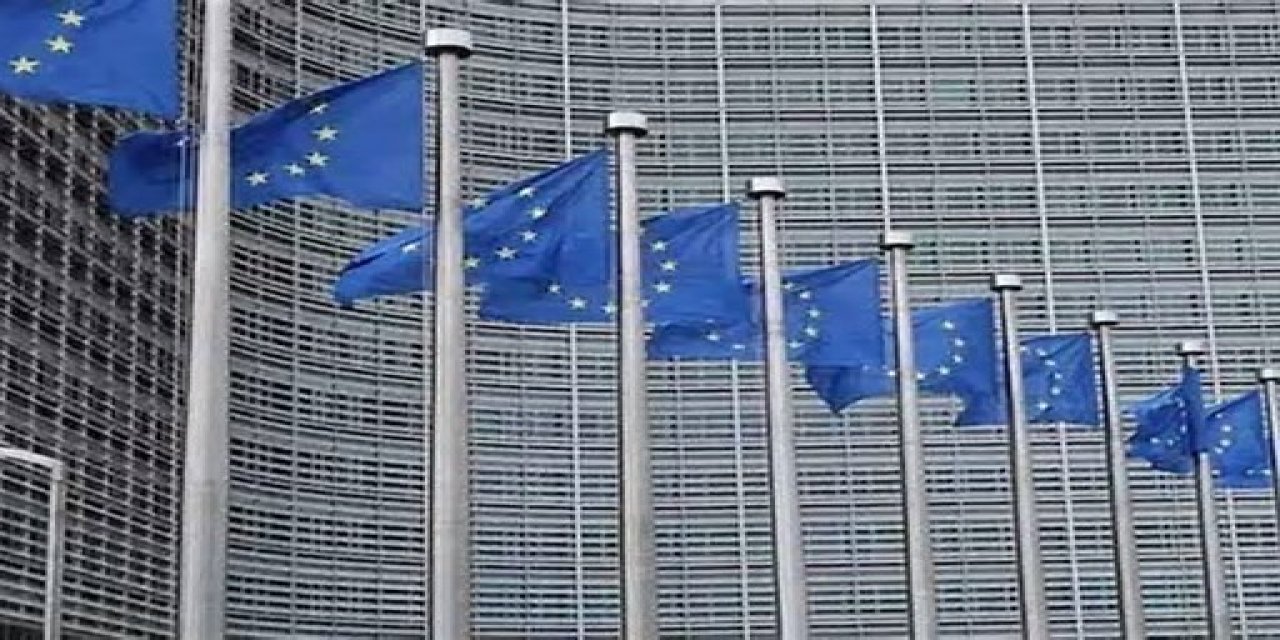 Avrupa’da eğitim fırsatı! Jean Monnet 2026-2027 burs başvuruları başladı