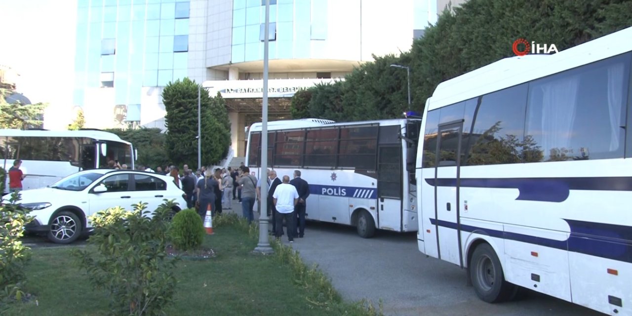 Bayrampaşa Belediyesi'ne operasyon: 48 kişiye gözaltı kararı