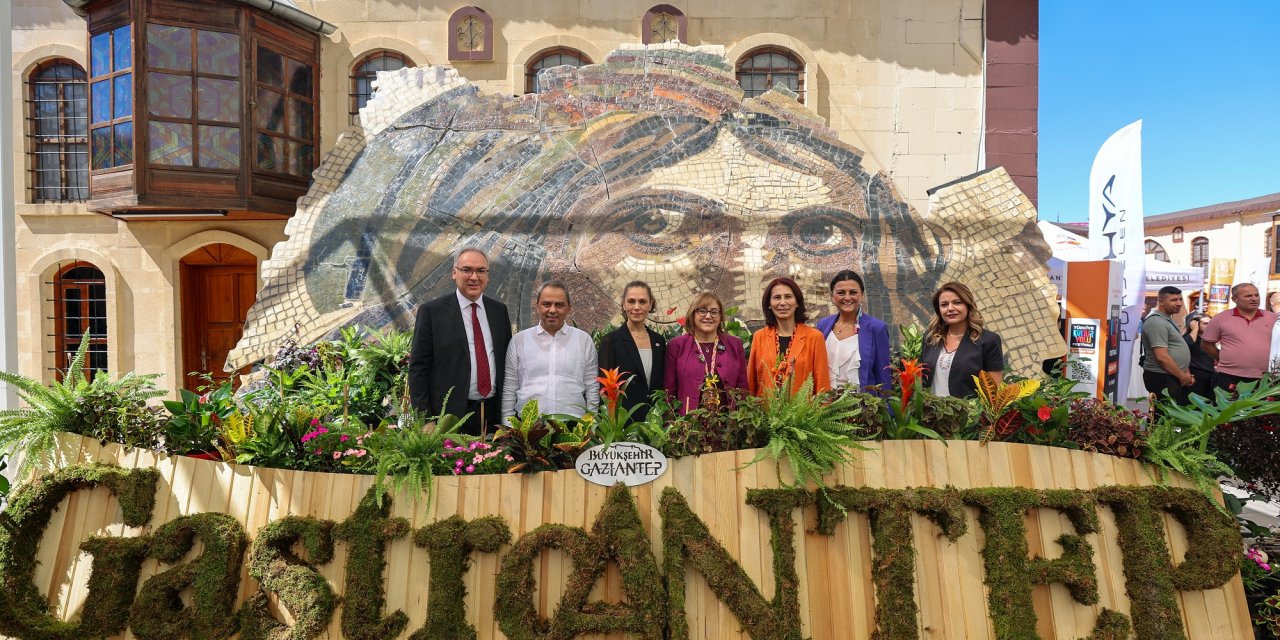 Gaziantep Gastronomi Festivali, renkli açılışıyla başladı!