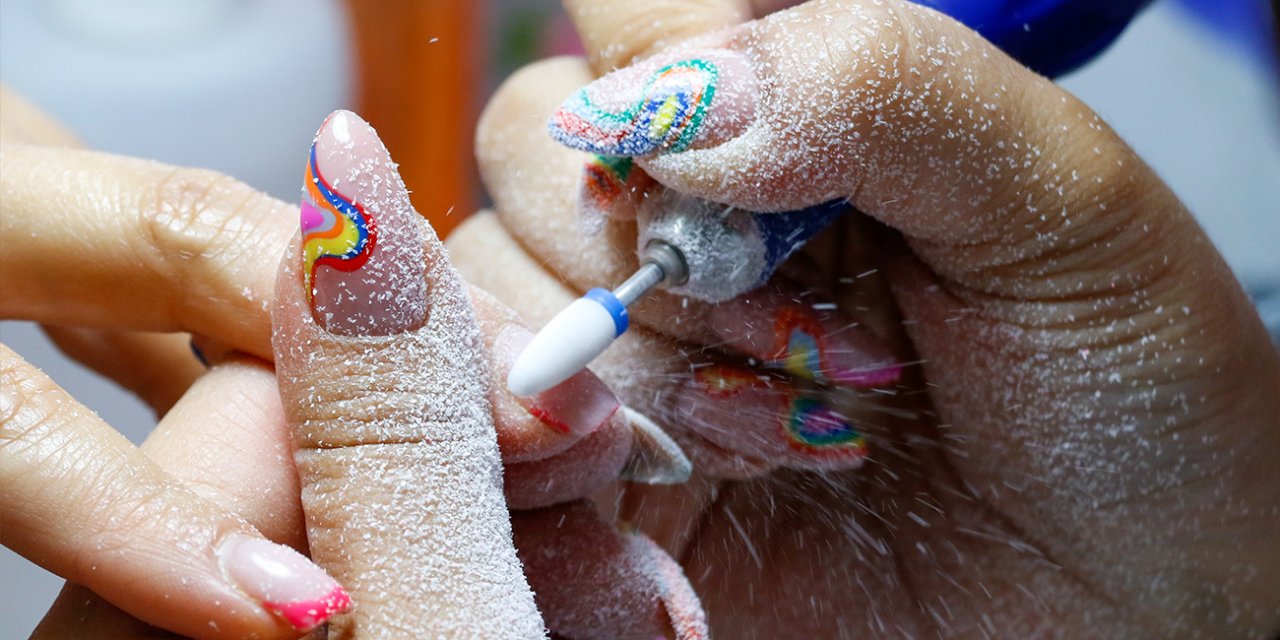 Şık görünümün bedeli ağır olabilir: kalıcı ojede kanser alarmı