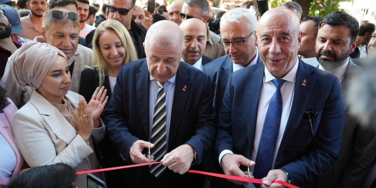 Zafer Partisi Gaziantep il binasını açtı