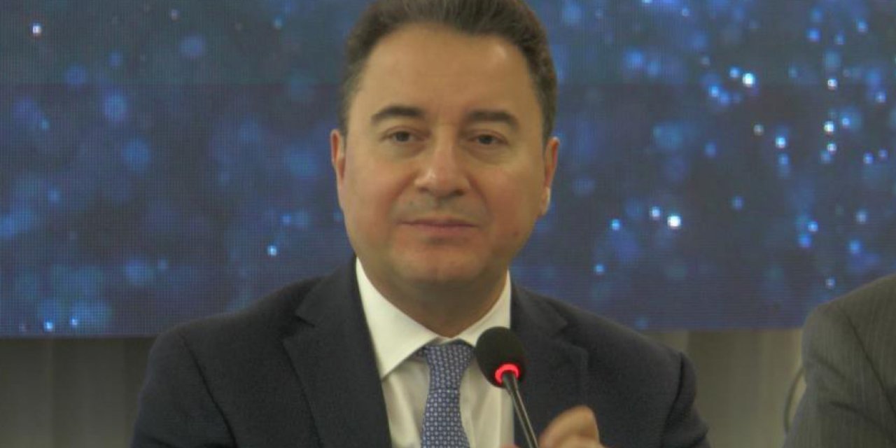 Babacan: “CHP siyasi bir operasyonla karşı karşıya”