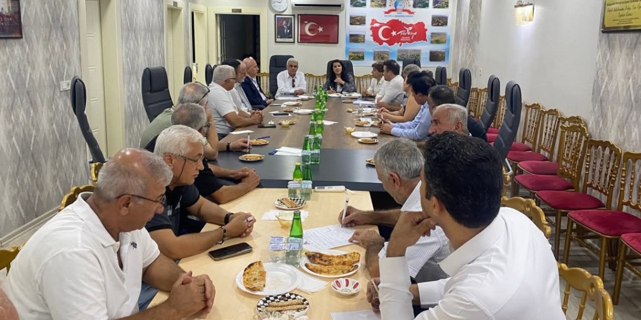 Milletvekili Karaca, Köy Derneklerinin sorunlarını dinledi