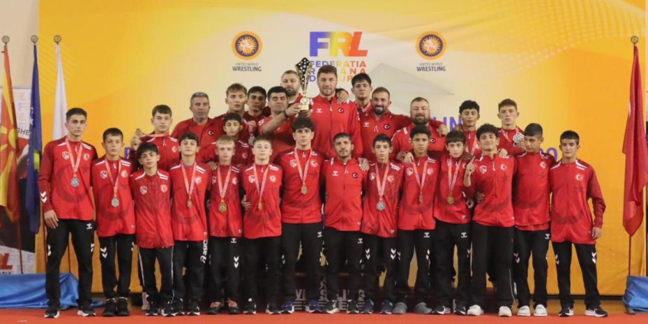 Milliler, U15 Grekoromen ve U15 Serbest'te Balkan şampiyonu oldu