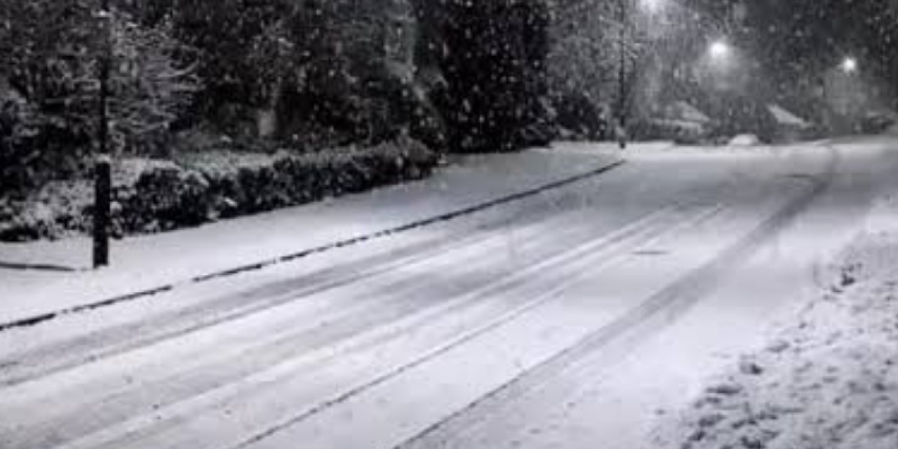 Sivas’a mevsimin ilk karı yağdı