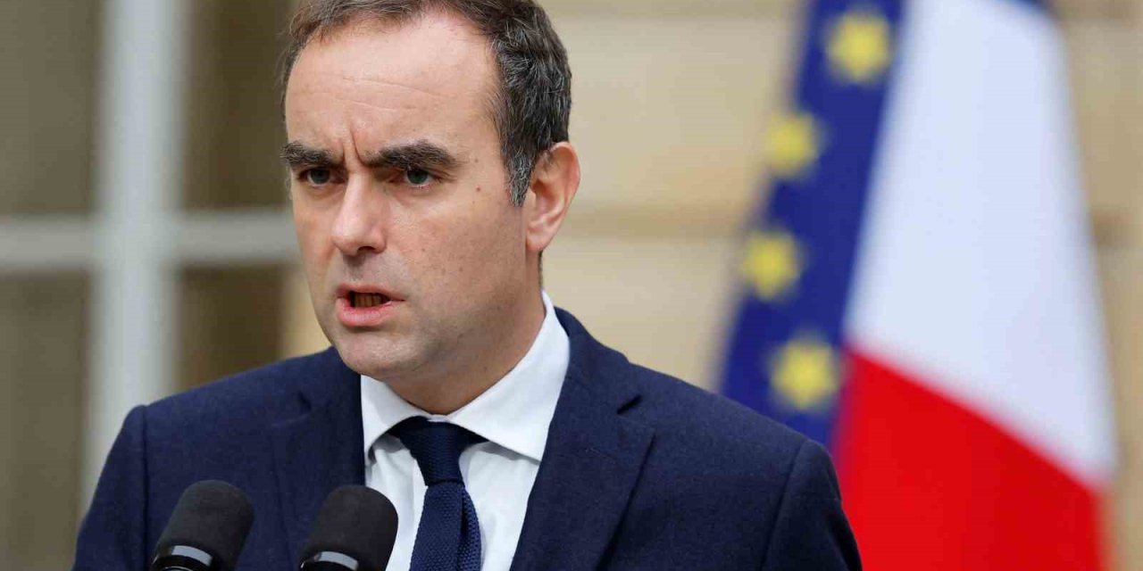 İstifa eden Fransa Başbakanı Lecorn, yeniden atandı