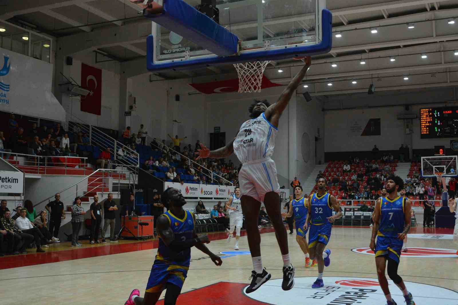 Aliağa Petkimspor: 85 - CSM Corona Brasov: 74