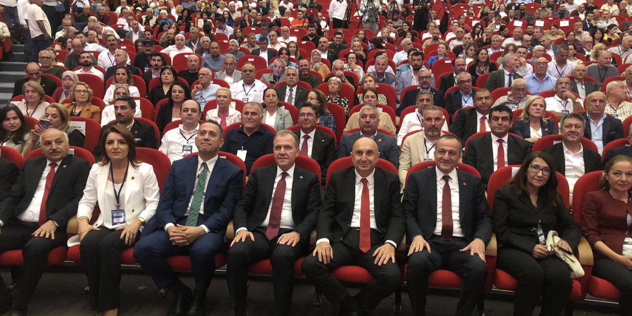 CHP Mersin il başkanı Koral Ömür güven tazeledi