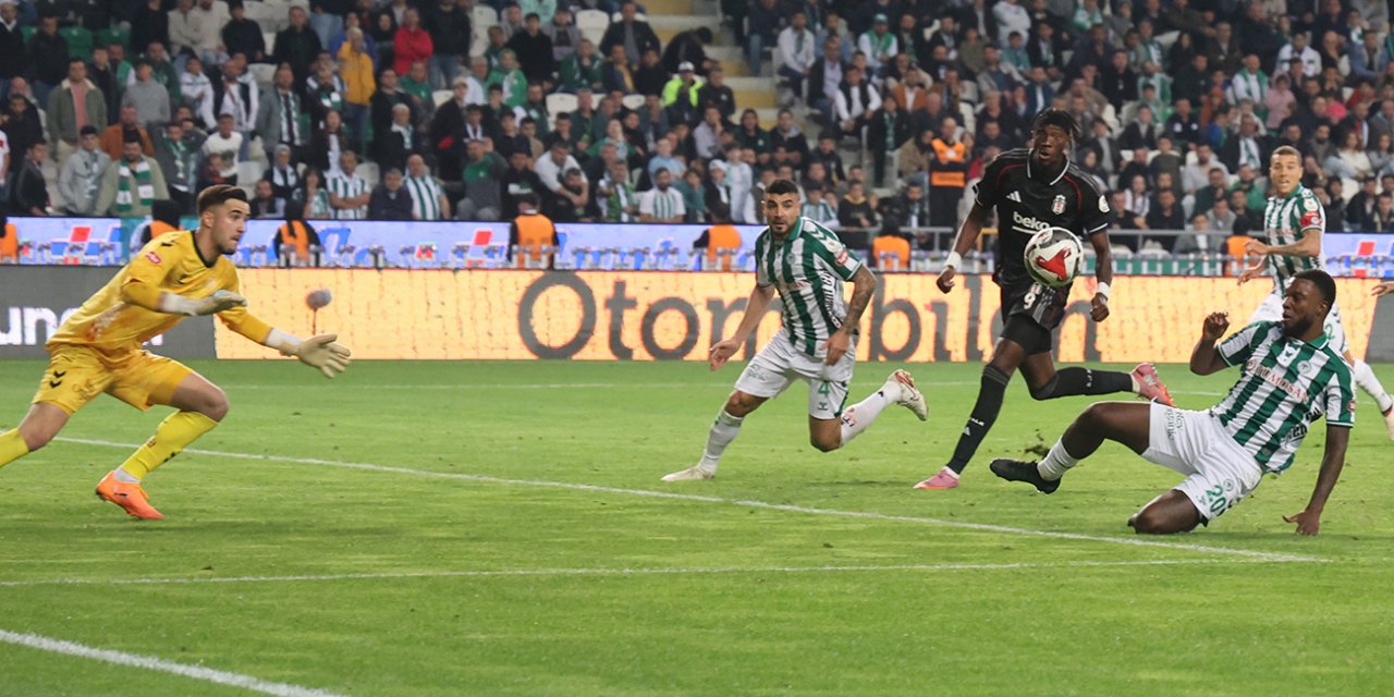 Konya'da Beşiktaş 3 puanı 2 golle aldı